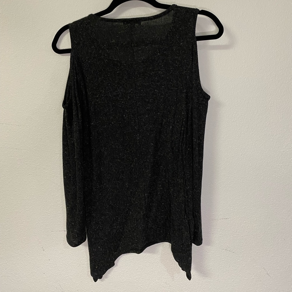 Grey Cold Shoulder - Picture 4 of 4